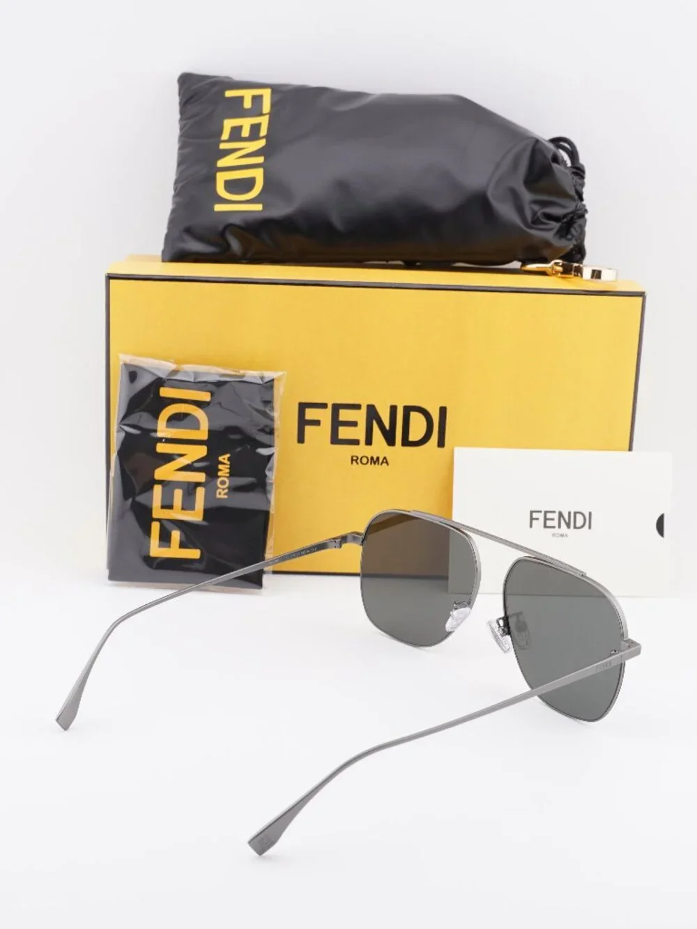 Fendi authentic fe40005u